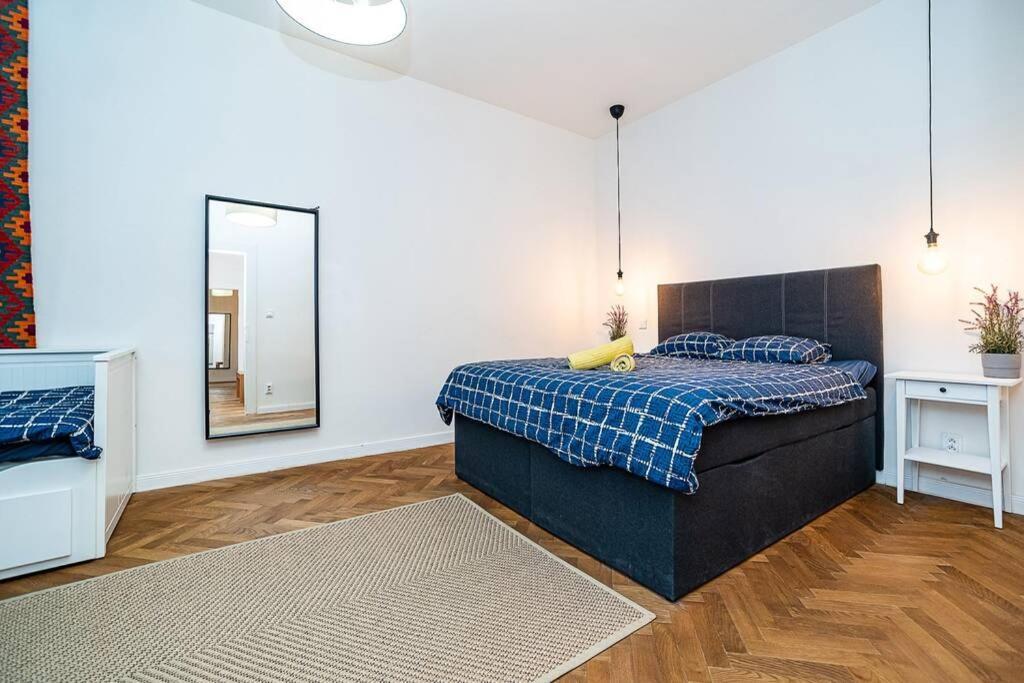 Elegant, Modern, 2-Bed Flat By Museum Of Prague Apartment Exterior photo